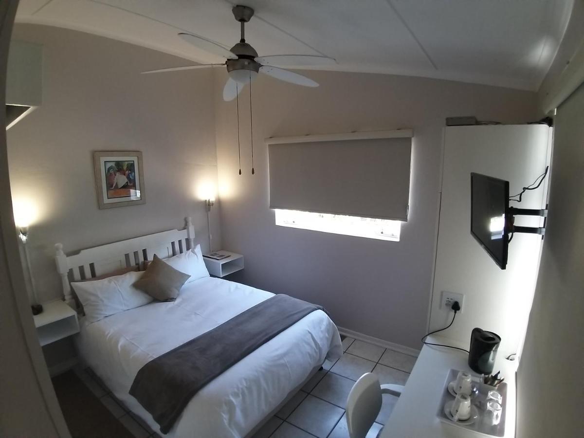 Chez Nous Bed And Breakfast & Self Catering Данді Екстер'єр фото